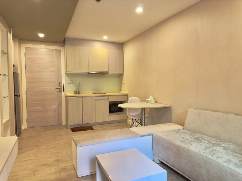 For sale: Seven Seas Condo Resort Jomtien, 1 bedroom, 1 bathroom, fully furnished, beautiful view, no blocking, reserve now!