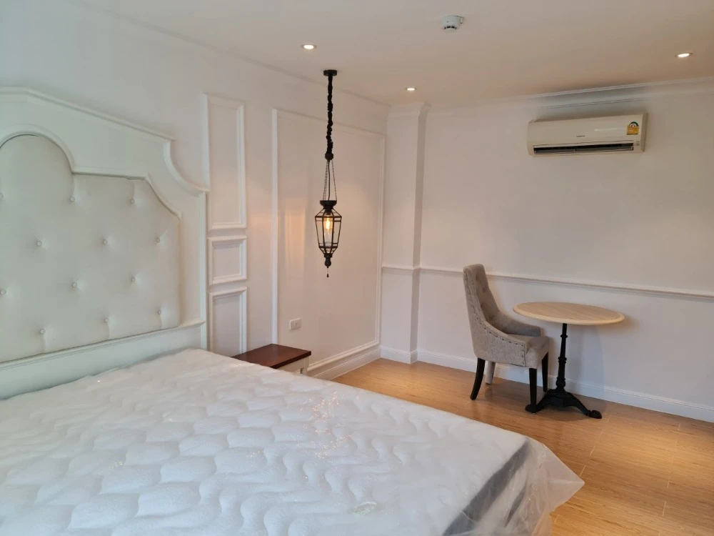 For sale: Seven Seas Cote d Azur, corner unit offering privacy, plenty of living space, fully furnished, reserve now!