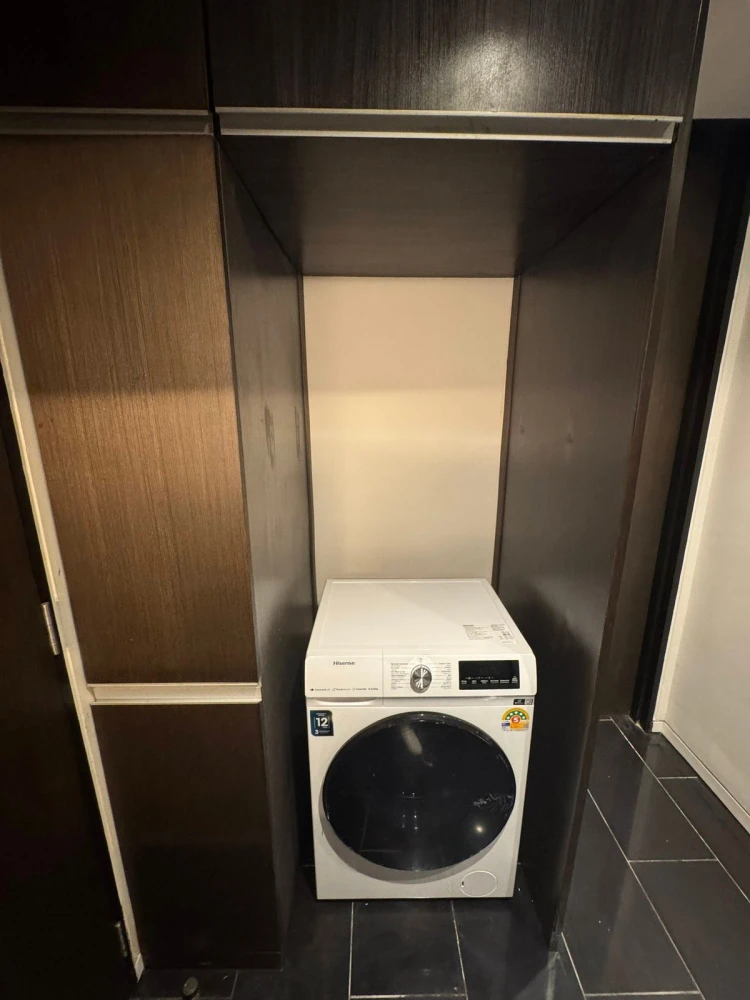 Selling a fully furnished Siamese Gioia Sukhumvit 31 condo. Buy now! (Urgent sale!)