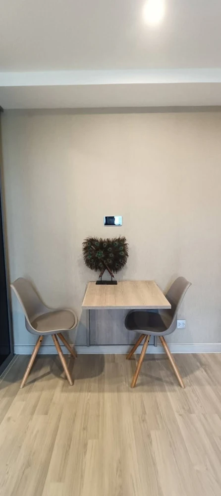 For Sale: Sign Sukhumvit 50 – 1-bedroom + 1-multipurpose room unit. Located on the 8th floor (top floor) and comes with a generous package of inclusio