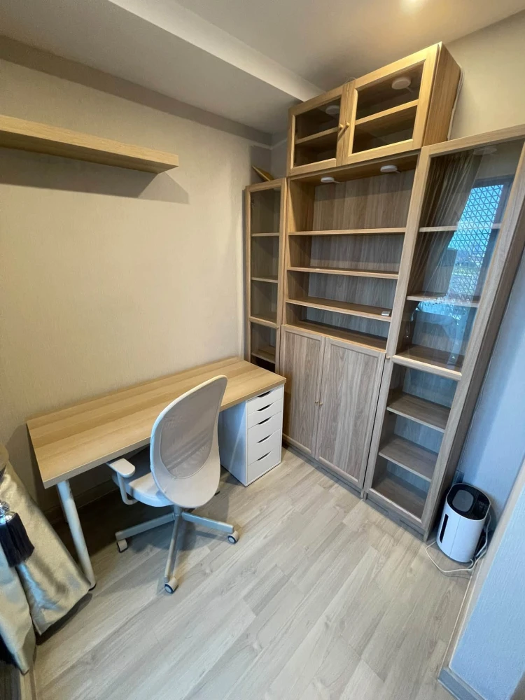 For Sale: Sign Sukhumvit 50 – 1-bedroom + 1-multipurpose room unit. Located on the 8th floor (top floor) and comes with a generous package of inclusio