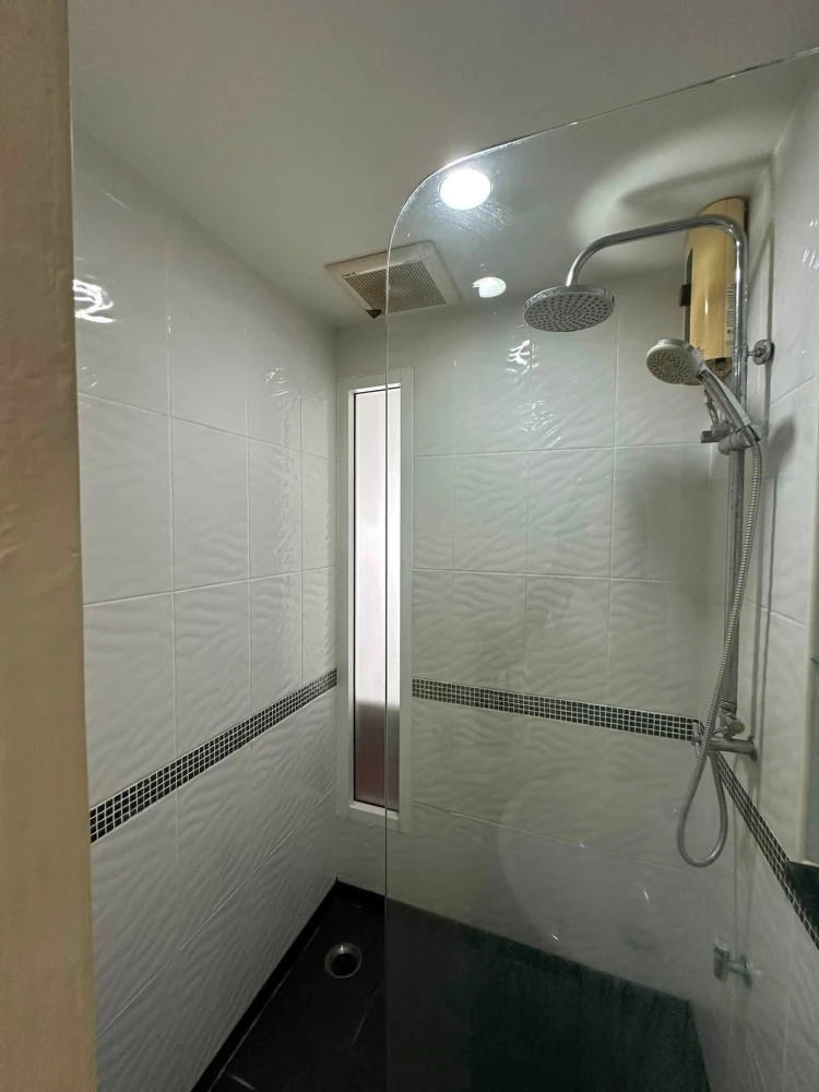 Sirin Residence Pattanakarn for sale. Clean, quiet, peaceful, and problem-free rooms. Book now!