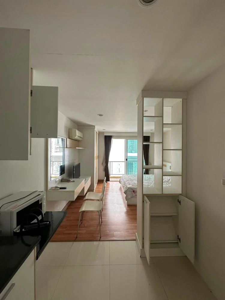 Sirin Residence Pattanakarn for sale. Clean, quiet, peaceful, and problem-free rooms. Book now!