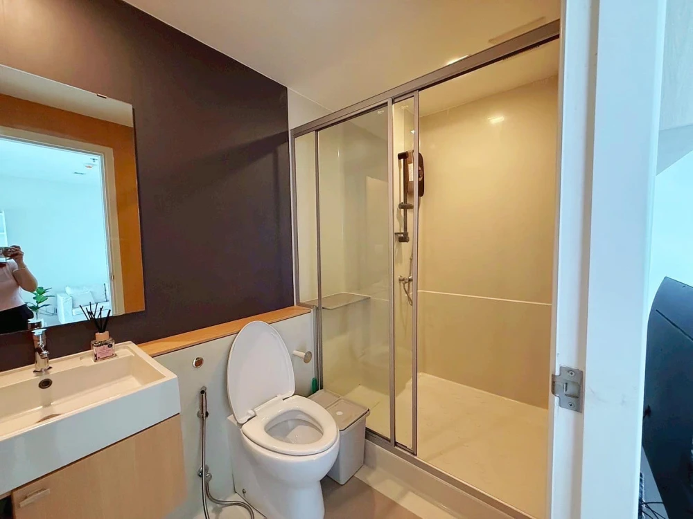 For sale: Skyline Rattanathibet, 17th floor, pool view, fully furnished, nice to live in, reserve now, don't miss out, hurry!
