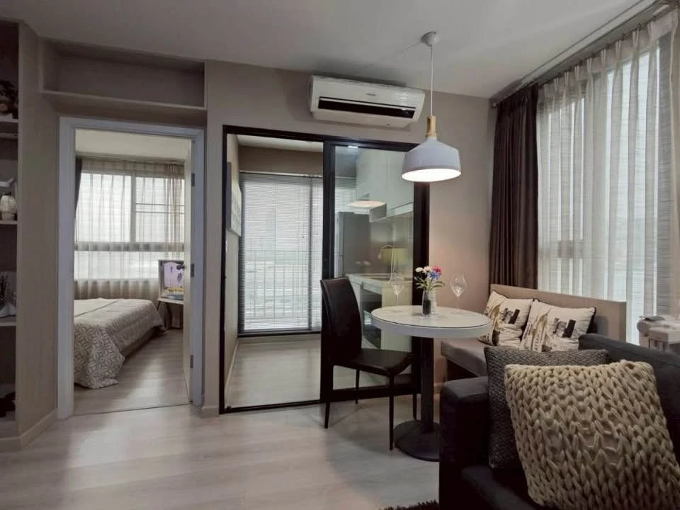 Selling Skyline Rattanathibet, 6th floor, corner unit, fully furnished, beautiful room. Book now! (Hurry!)