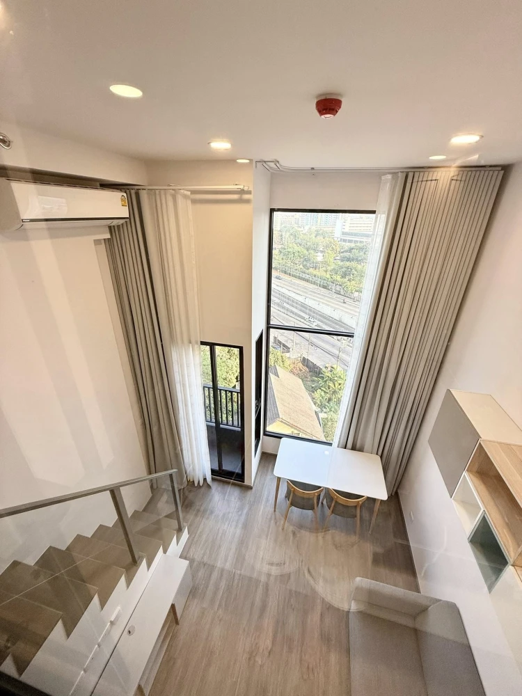 For sale: So Origin Kaset Interchange, 2-storey duplex condo, fully furnished, ready to move in, built-in furniture, complete electrical appliances, u