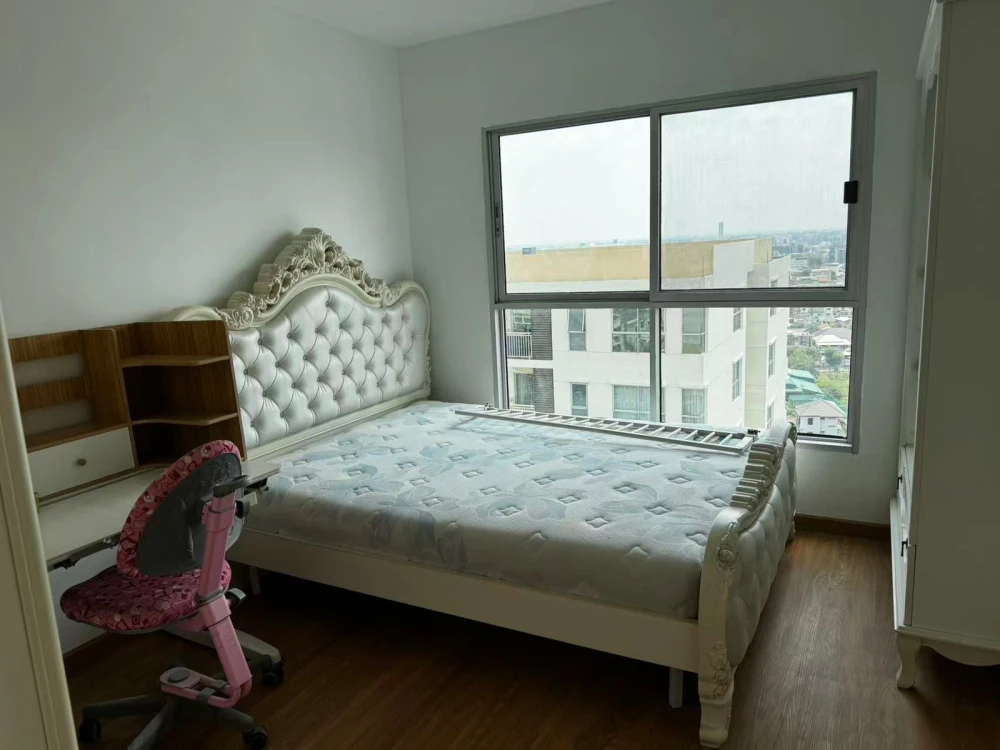 Selling S&S Sukhumvit 101/1, 20th floor. Nice, fully furnished unit. Book now!