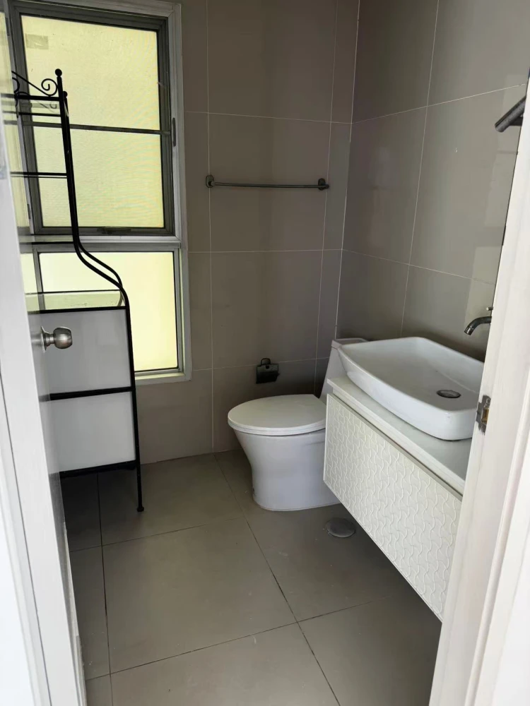 Selling S&S Sukhumvit 101/1, 20th floor. Nice, fully furnished unit. Book now!