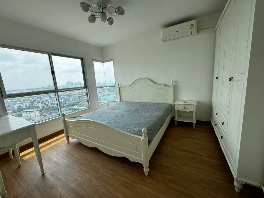 Selling S&S Sukhumvit 101/1, 20th floor. Nice, fully furnished unit. Book now!