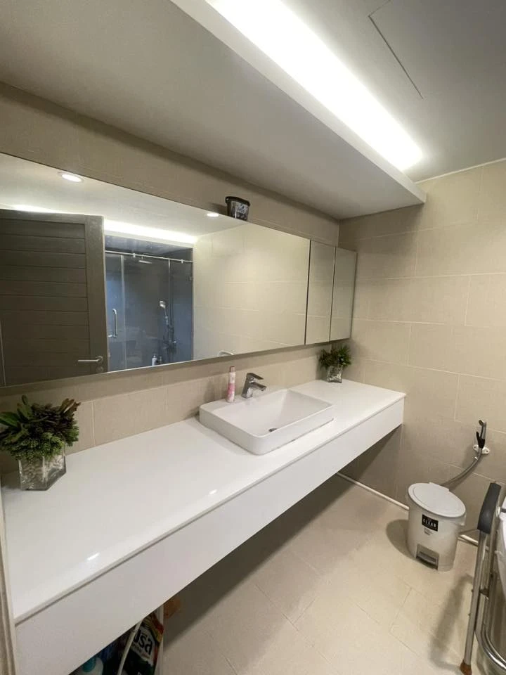 State Tower Condominium for sale, spacious room, lots of usable space, good location, convenient transportation, beautiful river view, reserve now!