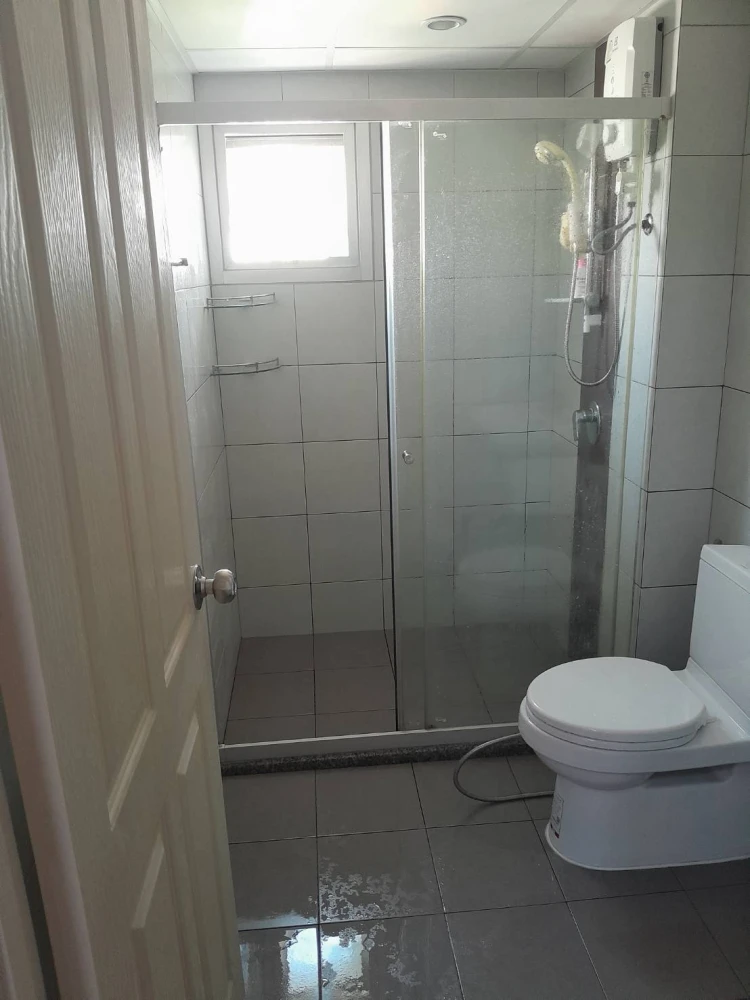 Selling Supalai City Resort Chaengwatthana, 1 bedroom, 1 bathroom. Excellent location and complete amenities. Book now!