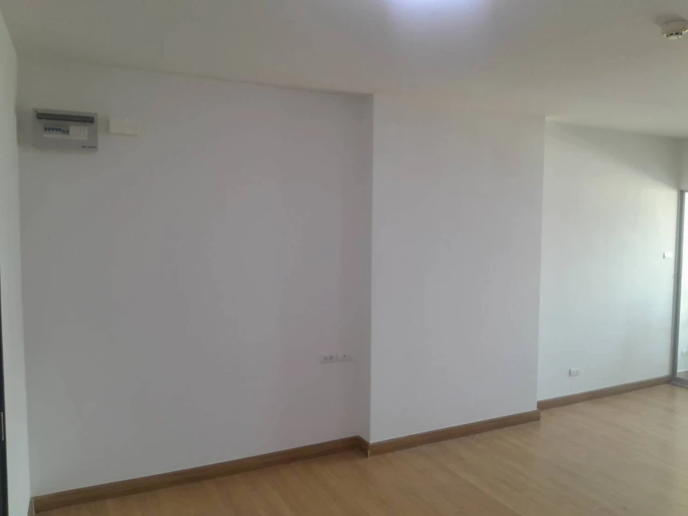 Selling Supalai City Resort Chaengwatthana, 1 bedroom, 1 bathroom. Excellent location and complete amenities. Book now!