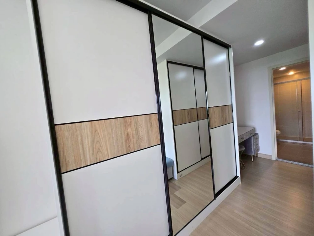 Selling Supalai City Resort Rama 8, 8th floor, garden view, fully furnished, ready to move in. Book now!