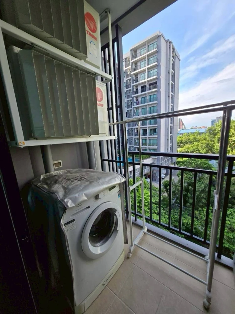 Selling Supalai City Resort Rama 8, 8th floor, garden view, fully furnished, ready to move in. Book now!