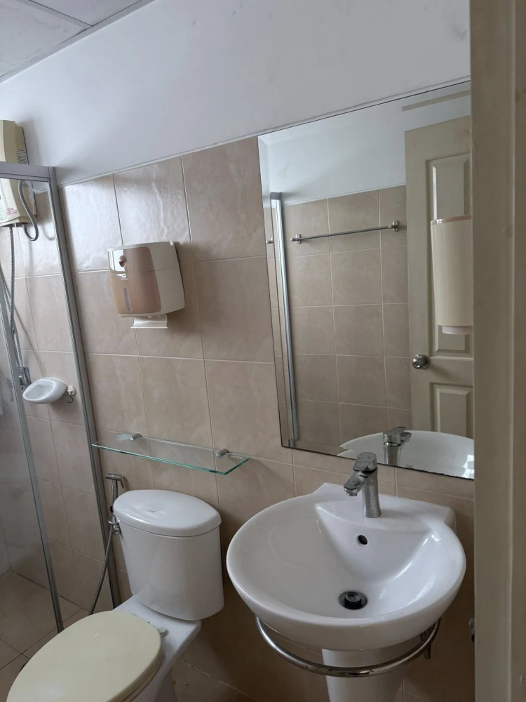 For sale: Supalai City Resort Ramkhamhaeng, 4th floor, fully furnished, nice to live in, reserve now, hurry!