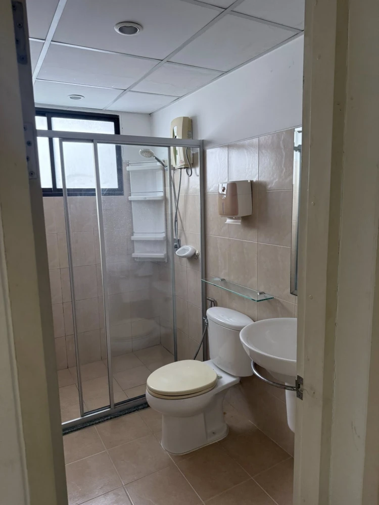 For sale: Supalai City Resort Ramkhamhaeng, 4th floor, fully furnished, nice to live in, reserve now, hurry!