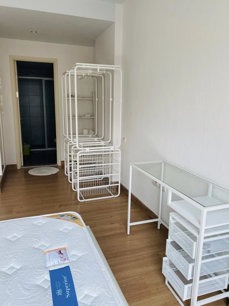 For sale or rent Supalai Cute Phaholyothin 34, 5th floor, fully furnished room, just bring your bag, reserve now.
