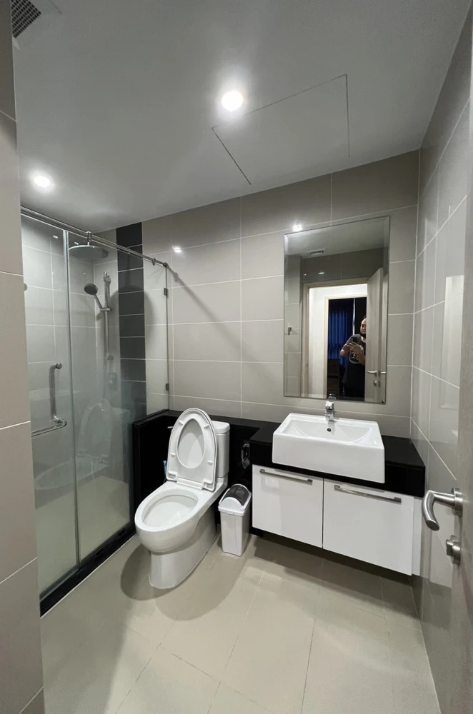 For sale Supalai Lite Sathorn Charoenrat, 19th floor, spacious room, fully furnished, reserve now, don't wait.