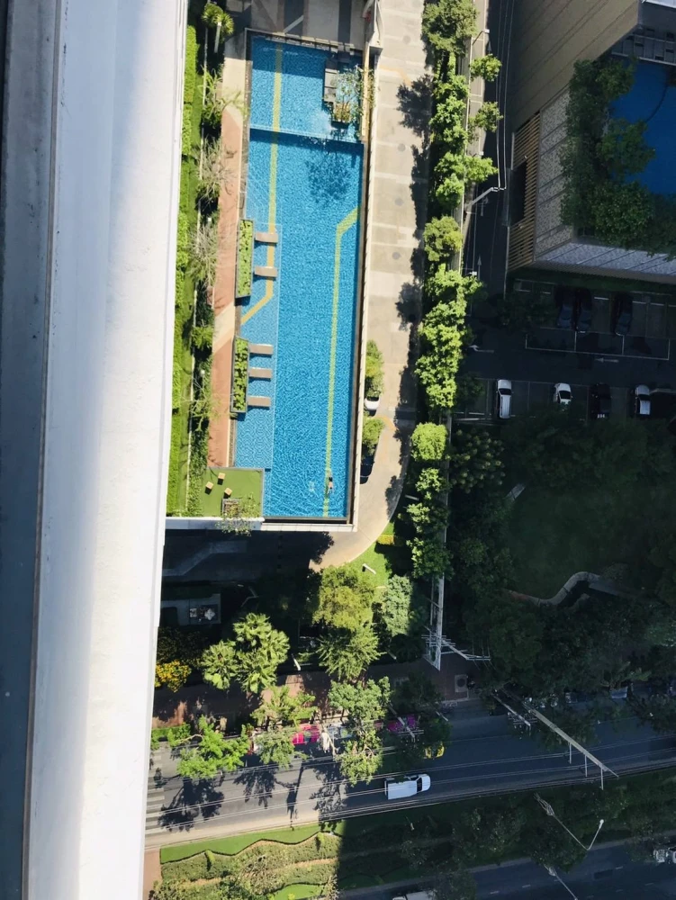 For sale Supalai Lite Sathorn-Charoen Rat, spacious room, high floor, river view, open, good wind, no buildings blocking the view, this type must be r