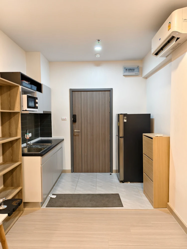 For sale: Supalai Loft Sathorn-Ratchaphruek, 16th floor, fully furnished, nice room, interested, reserve now.