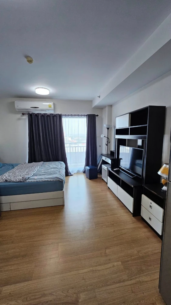 For sale: Supalai Mare Pattaya, studio room, 10th floor, city view, complete with appliances, floating furniture, suitable for those who like to decor