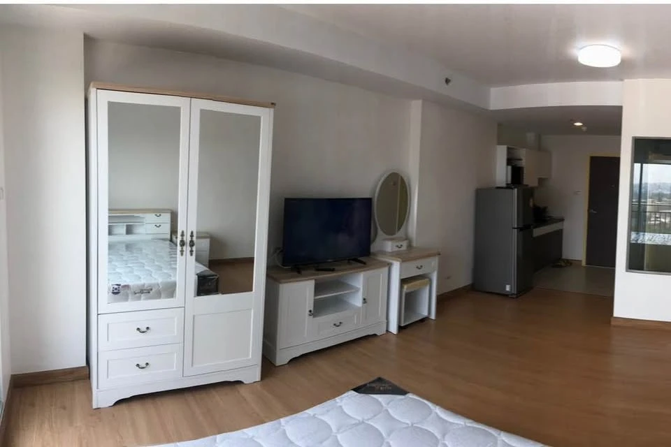 Supalai Mare Pattaya Studio for sale, fully furnished, beautiful city view, no blocking, reserve now!