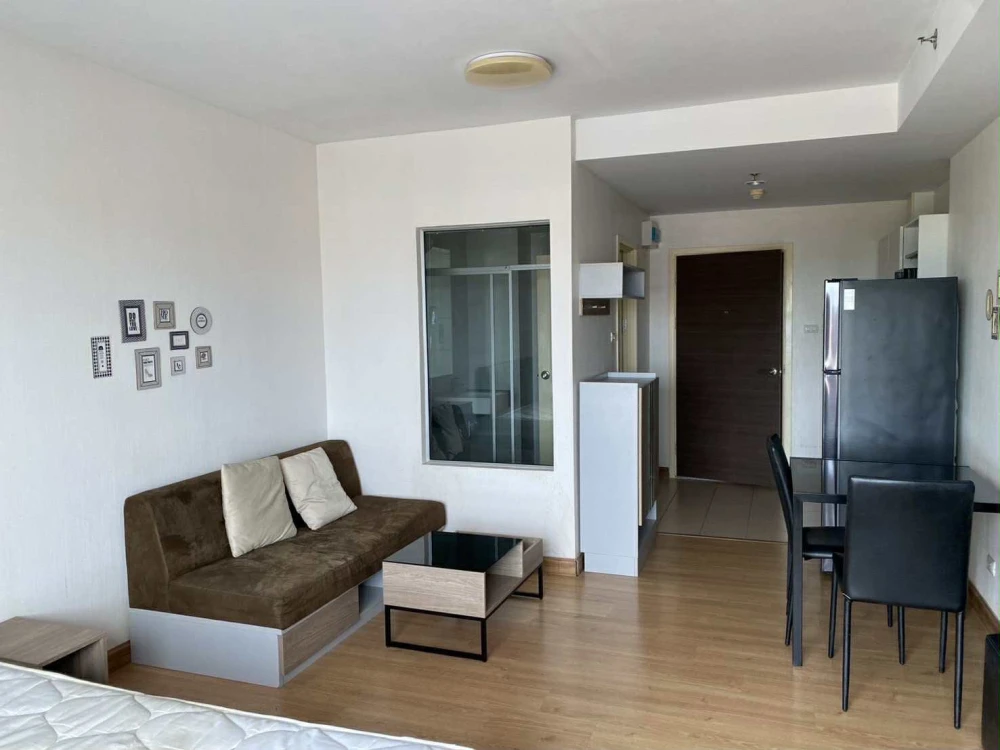 Supalai Mare Pattaya Studio for sale, fully furnished, great location, beautiful city view, reserve now!