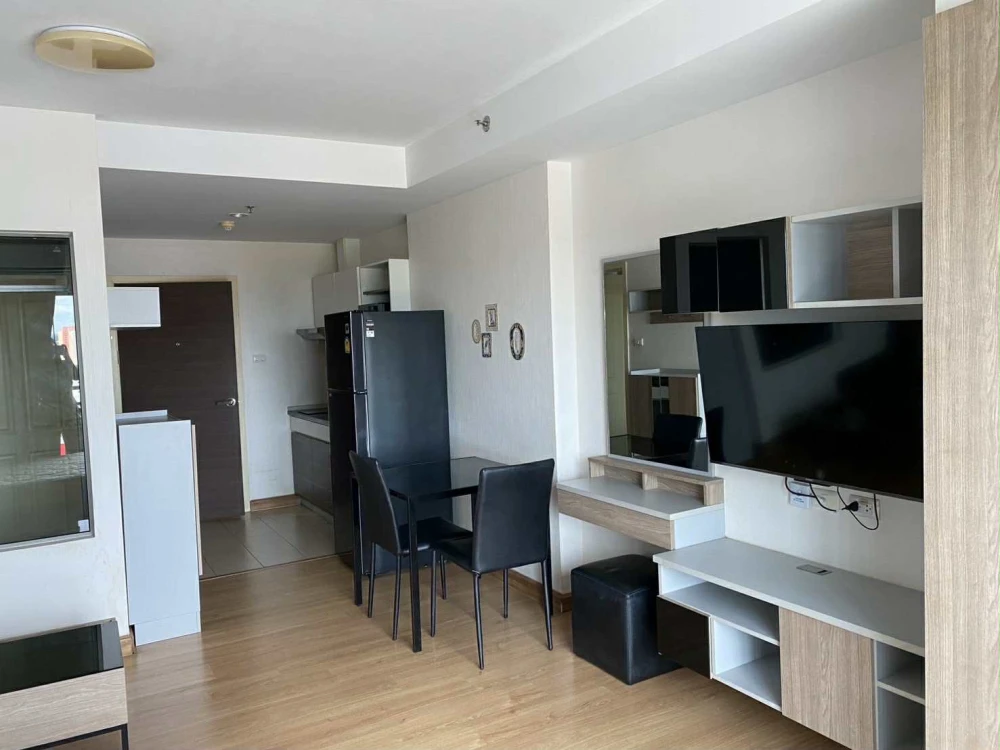 Supalai Mare Pattaya Studio for sale, fully furnished, great location, beautiful city view, reserve now!