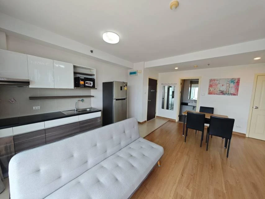 For sale Supalai mare Pattaya (South Pattaya) 17th floor, city + sea view, large room, 2 bedrooms, can't miss out on booking.