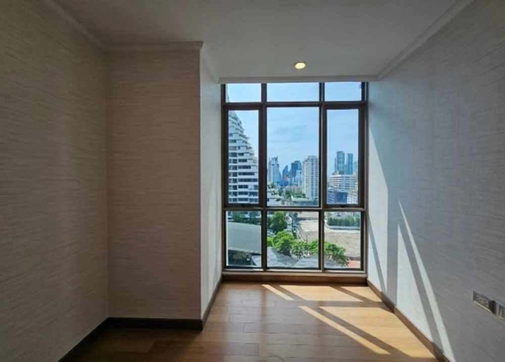 ขาย Supalai Oriental Sukhumvit 39 ชั้น 12 ห้องเปล่า ตกแต่งได้ตามใจชอบ สนใจจองเลย