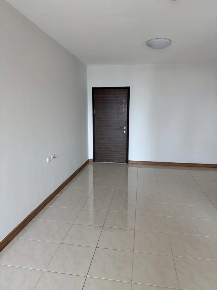For sale Supalai Park Ekkamai-Thonglor, nice room, good location, comes with large usable area, hurry and reserve now.