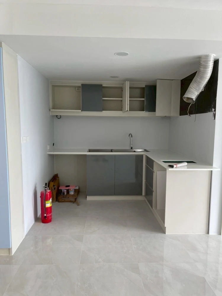 Selling Supalai Park Paholyothin 21, 6th floor, unfurnished unit. Spacious, bright, and airy. Book now! (Urgent sale!)