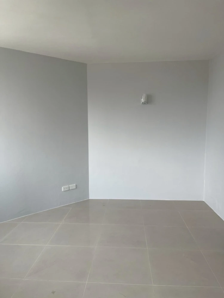 Selling Supalai Park Paholyothin 21, 6th floor, unfurnished unit. Spacious, bright, and airy. Book now! (Urgent sale!)