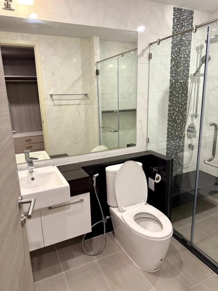 For sale: Supalai Riva Grand Rama 3, 20th floor, beautiful room, fully furnished, ready to move in. Reserve now, don't miss out!