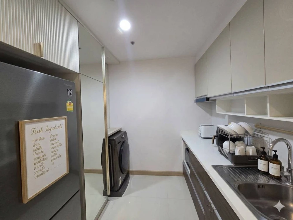 Selling Supalai Riva Grand Rama 3, 4th floor, beautiful unit, fully furnished, ready to move in. Book now, don't miss out!