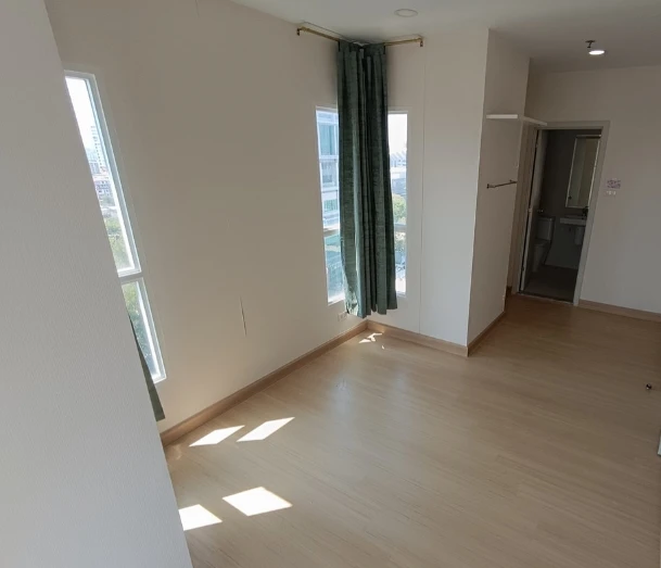 Selling Supalai Veranda Ramkhamhaeng, 12th floor, corner unit. Interested in owning one? Book now!