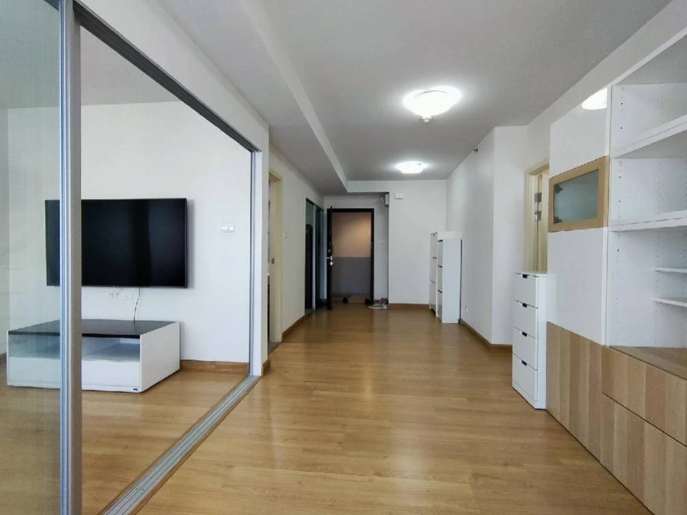 Selling Supalai Veranda Ratchavipha-Prachachuen, 8th floor, corner unit, fully furnished. Book now!