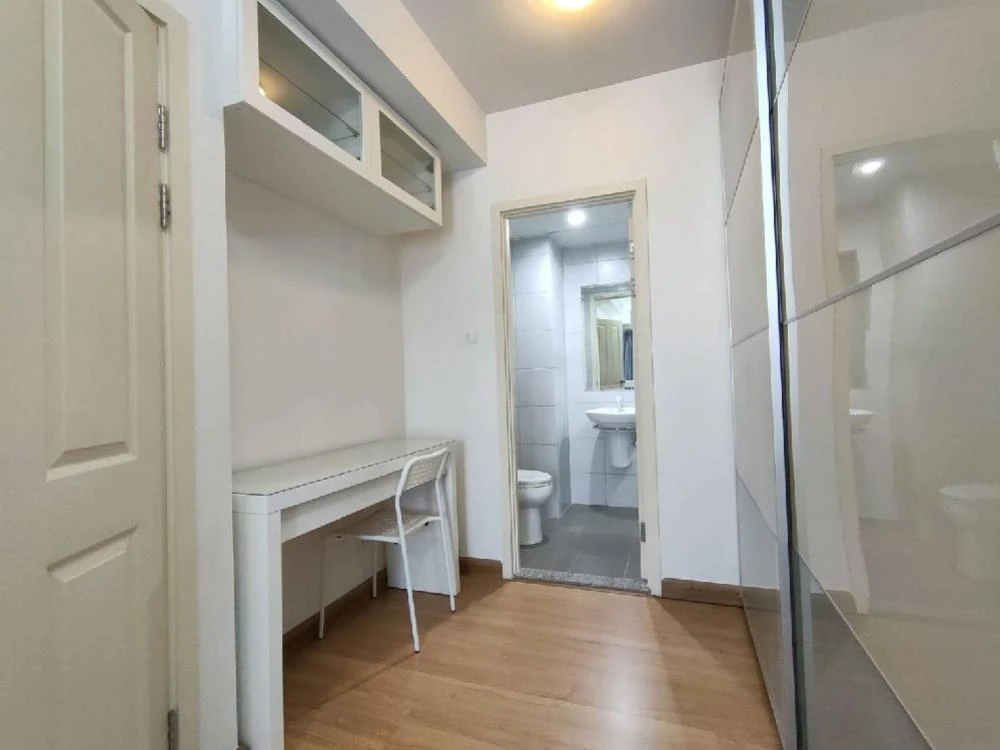 Selling Supalai Veranda Ratchavipha-Prachachuen, 8th floor, corner unit, fully furnished. Book now!