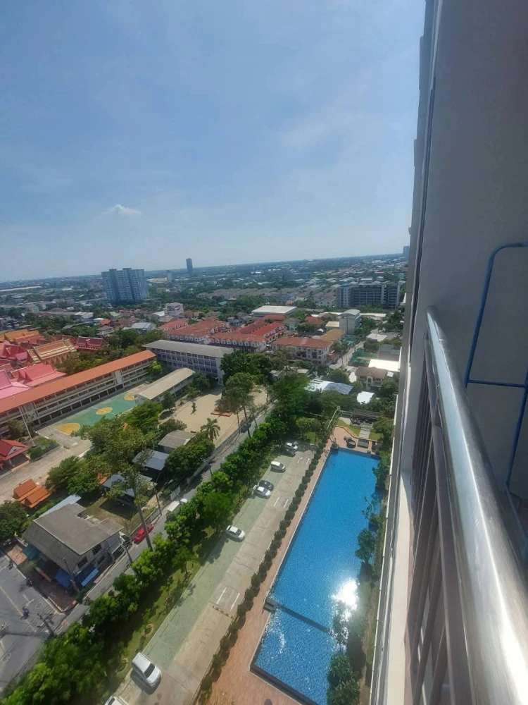 For sale: Supalai Veranda Rattanathibet, 1 bedroom, 1 bathroom, good location, convenient transportation, don't miss this great deal.