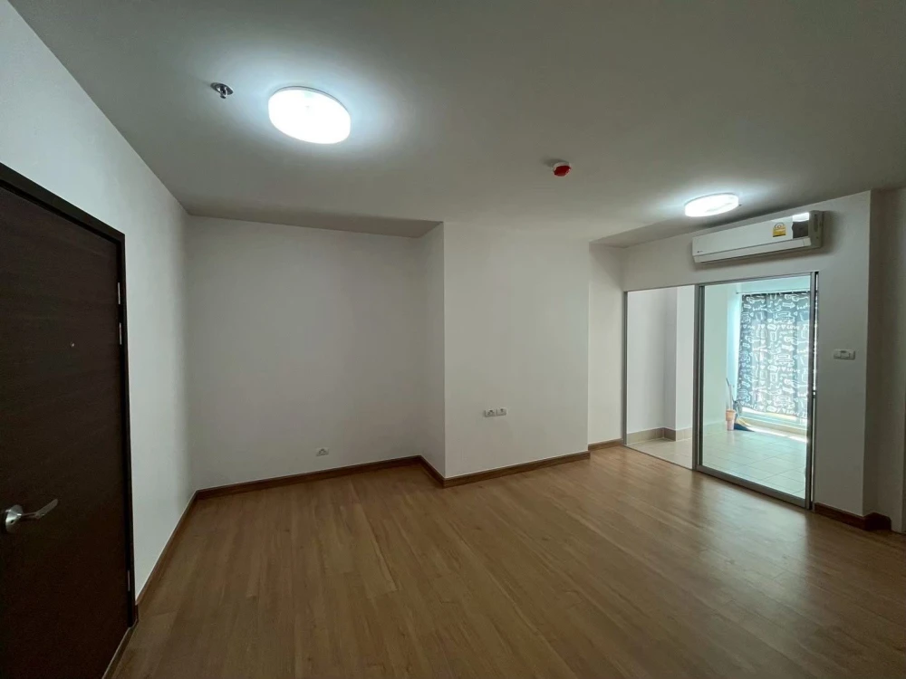 For sale: Supalai Vista Pak Kred Intersection, empty room, high floor, book now.
