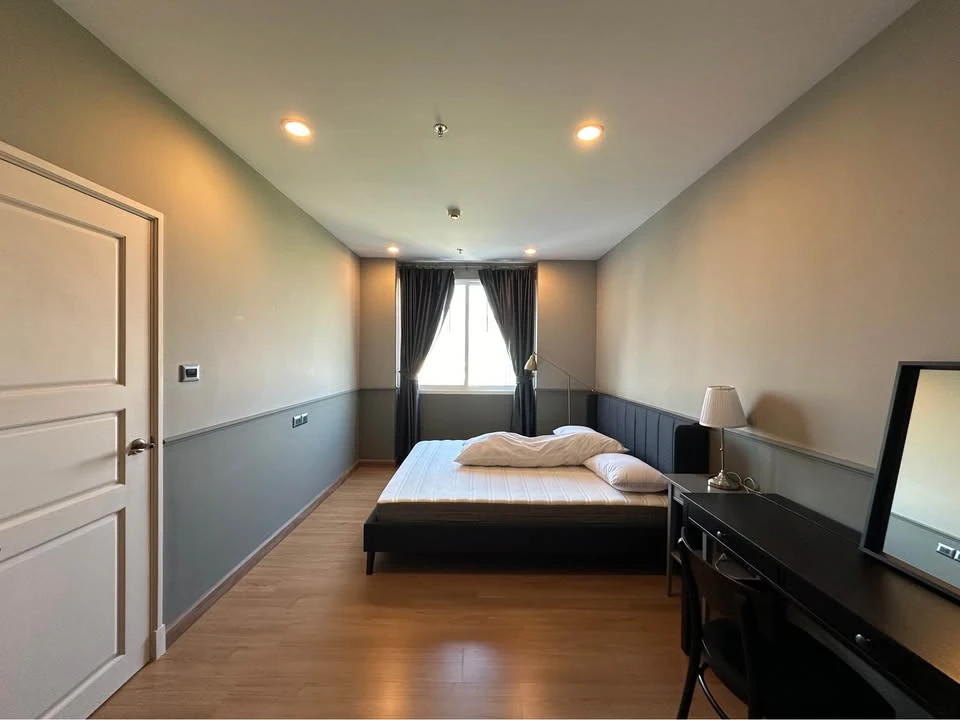 For sale: Supalai Wellington, built-in throughout the room, fully furnished, great view, airy, spacious, ready to move in, just bring your suitcase.