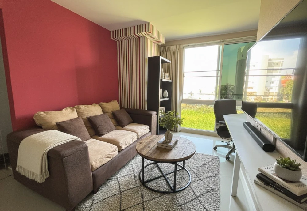 Swift Condo for sale, corner room with privacy, open view, not blocked, comes with complete furniture, hurry and reserve now.