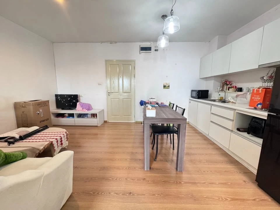 For sale: Sym Vipa – Ladprao, 22nd floor, open view, no buildings blocking. Interested in owning one? Reserve now!