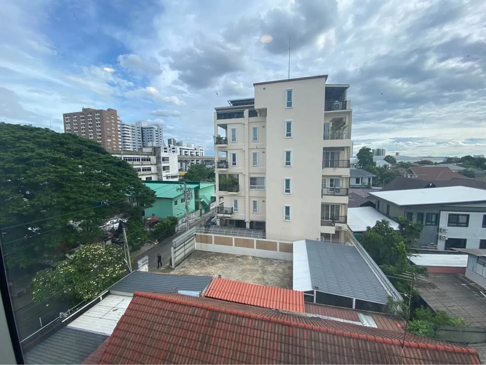 Tempo M Tiwanon for sale, fully furnished and equipped with appliances. Ready to move in immediately.