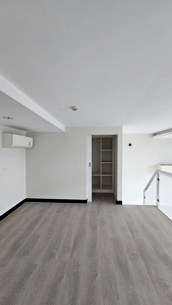 ขาย Thames Residence ห้อง Duplex 2 ชั้น ห้องสะอาดโปร่งโล่ง สบายตามากๆ ไม่จองไหวหรอ