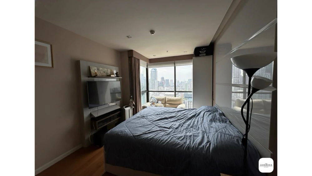 For sale: The Address Sathorn, spacious room with plenty of usable space, good location, beautiful city view from high floor, reserve now!