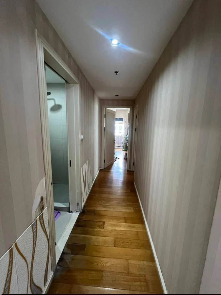 Selling 10 comfortable and fully furnished units at The Alcove Thonglor. Book now!