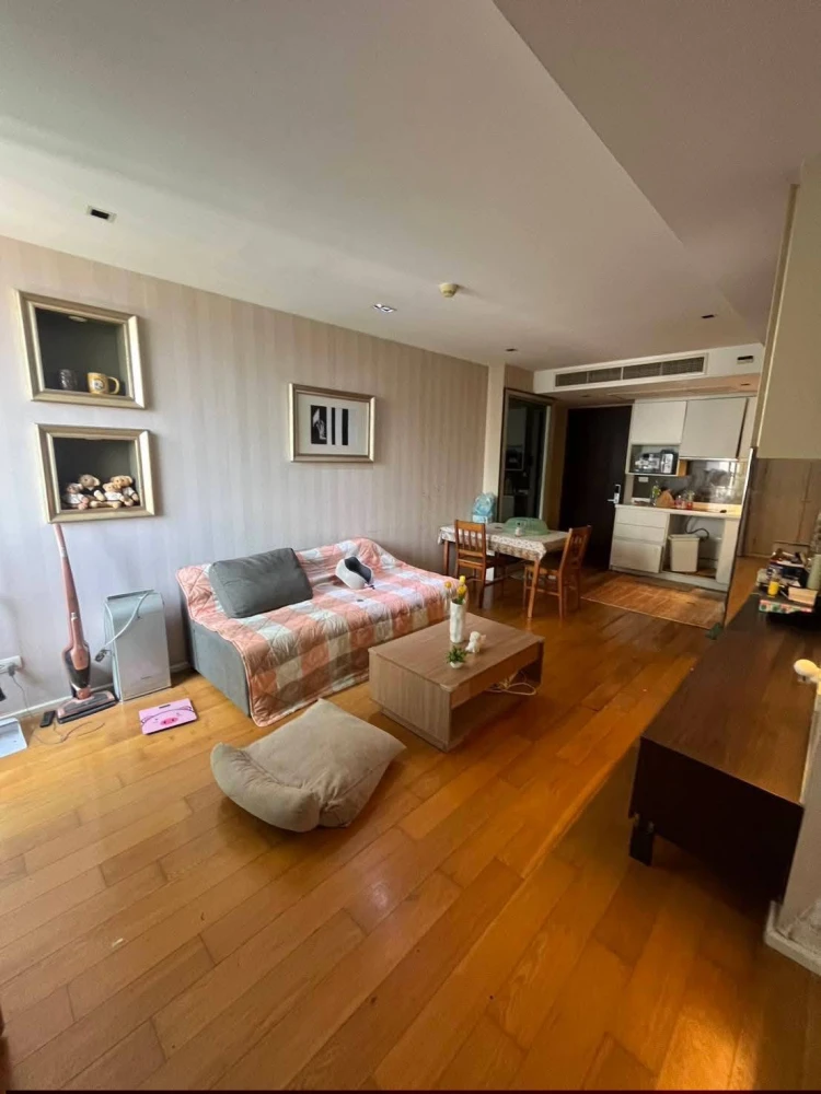 Selling 10 comfortable and fully furnished units at The Alcove Thonglor. Book now!
