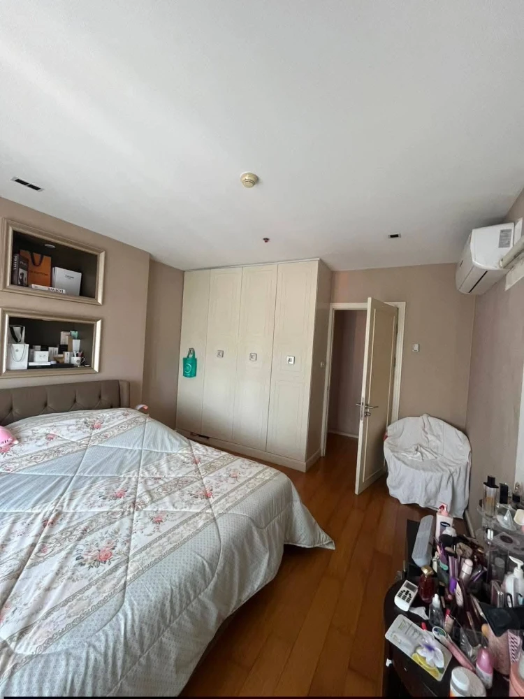 Selling 10 comfortable and fully furnished units at The Alcove Thonglor. Book now!