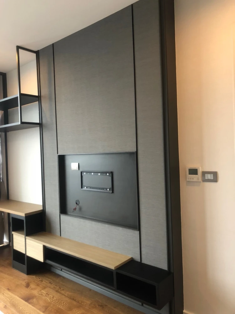 For sale: The Bangkok Sathorn Condominium, spacious room, comfortable, high floor, built-in furniture, very good quality, hurry and book before you mi